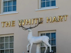 The White Hart Hotel Wetherspoon