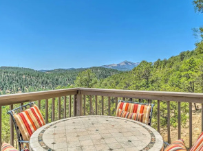 Scenic Hideaway w/ Deck & Grill ~ 6 Mi to Ruidoso!