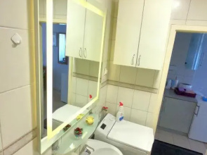 City Center Lovely Studio Apartment