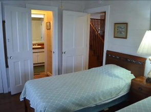 Sea Cliff - 4 Br Home