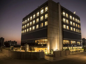 Eulogia Inn