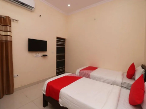 Sangam Darshan By OYO Rooms