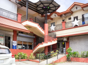 OYO 150 Davao Airport View Hotel Vaccinated Staff