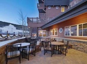 Ski-in/ski-out One Ski Hill Place 2 Bedroom Luxury Condo