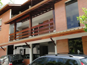 Magnífica Casa na Praia do Lázaro Pé na Areia 4 suítes