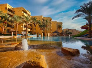 Eagles Downtown Zahabia & Beach Resort