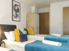 Tudors eSuites Birmingham Canalside Apartments