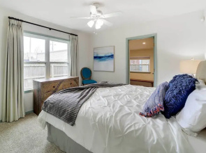 Tulsa Vacation Home ~ 3 Mi to Downtown