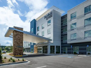Fairfield by Marriott Inn & Suites Savannah I-95 North Hotel