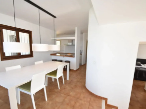8 pers Luxury villa in prime location, beautiful view, private pool, 500 m golf course