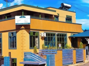 HOTEL DE SILVER BOTIQUE KiGALi
