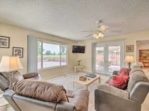 Quiet Sun City Home w/ Grill - Golf & Hike Nearby!