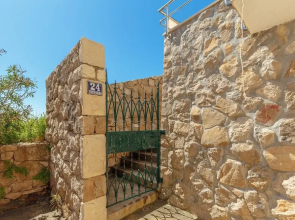 House Hedera IV