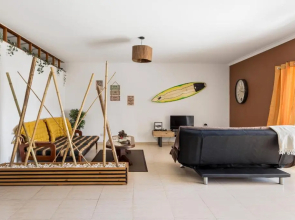 Altido Stunning Ericeira Flat W/2 Shared Pools & Gym