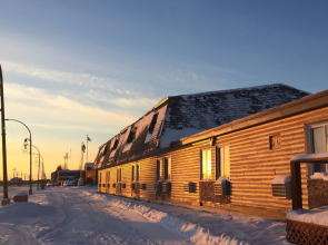 Kettle River Inn & Suites