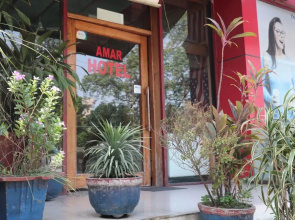 Hotel Amar by OYO Rooms