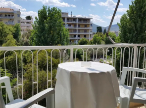Seaview Studio Flat in Central Halkis