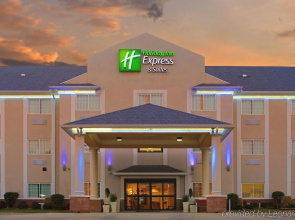 Holiday Inn Express Hotel & Suites Magnolia-Lake Columbia by IHG