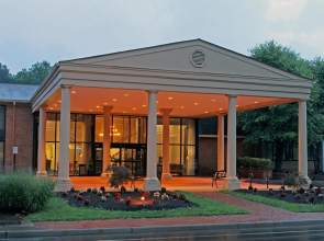 Best Western Williamsburg Historic District