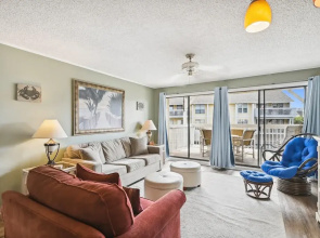 Sandpiper Cove 1053 1 Bedroom Condo by RedAwning
