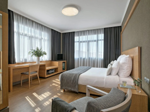 Porto Palace Hotel