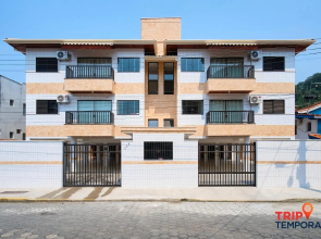 Edificio Ibiza Recém Reformado com Ar condicionado à 100 metros da Praia