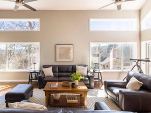 Kodiak by Avantstay - Picturesque Big Bear Home w Modern Amenities & Large Balcony
