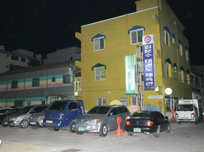 Calla Guest House - Hostel