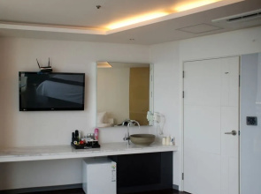 Hotel Sky Beach