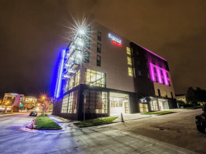 Budget Host Travel Inn (fairfield Inn & Suites By Marriott Denver Downtown)