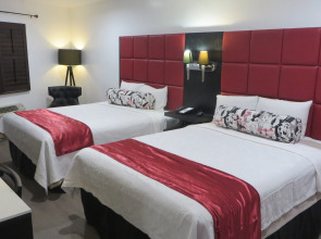 Legend Hotel Hollywood