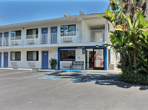 Motel 6-San Luis Obispo, CA - North