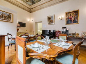 Affreschi Su Roma Luxury B&B