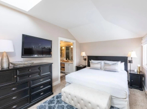 Peaceful Home-like Condo Spacious, Private Deck, Fireplace 3 Bedroom Condo by RedAwning