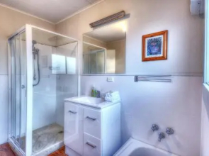 Cove Beach Apartment