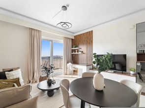 Silkhaus Canalside 1BR Water s Edge Yas Island