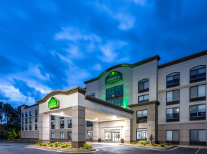 Wingate by Wyndham Atlanta Galleria/Ballpark