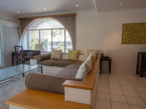 Alamanda Luxury Private Apartments