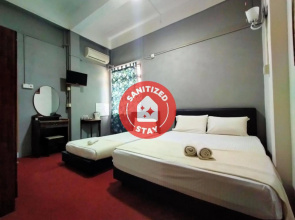 SPOT ON 89994 RZ Gold Hotel