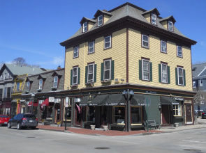The Inns On Bellevue