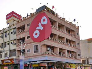 Hotel Ganpati Plaza