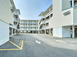 Ocean-view Oak Island Condo, 1 Block to Beach!