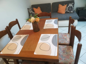 Comfortable Apartment With Balcony In A Quiet Area 60 Meters From The Beach