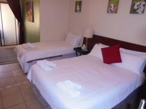120 At Klerck Guest House