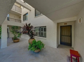 Sea Oats 142 2 Bedroom Home by RedAwning