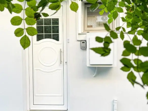 Central neighborhood house