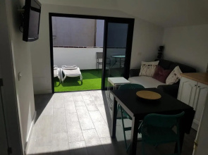 Central PENTHOUSE with TERRACE and free PARKING