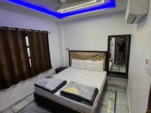 Hotel Nandini Varanasi