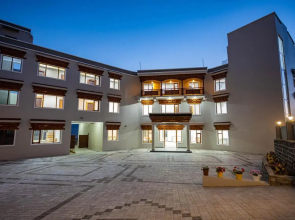 Hotel Karma Residency