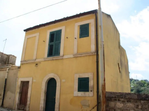 House With one Bedroom in Ragusa, With Wonderful City View, Balcony and Wifi